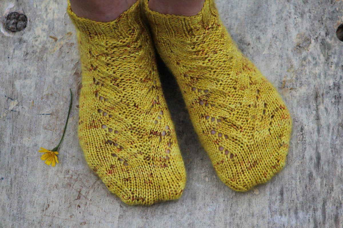 DK PURE Shorties | Free Knitting Patterns Madder about you + Anya Shorties - Biscotte Yarns