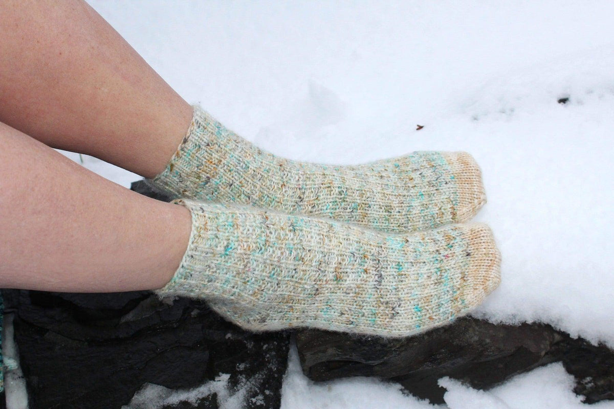 VANILLA TEXTURE - Free Socks Pattern - Biscotte Yarns