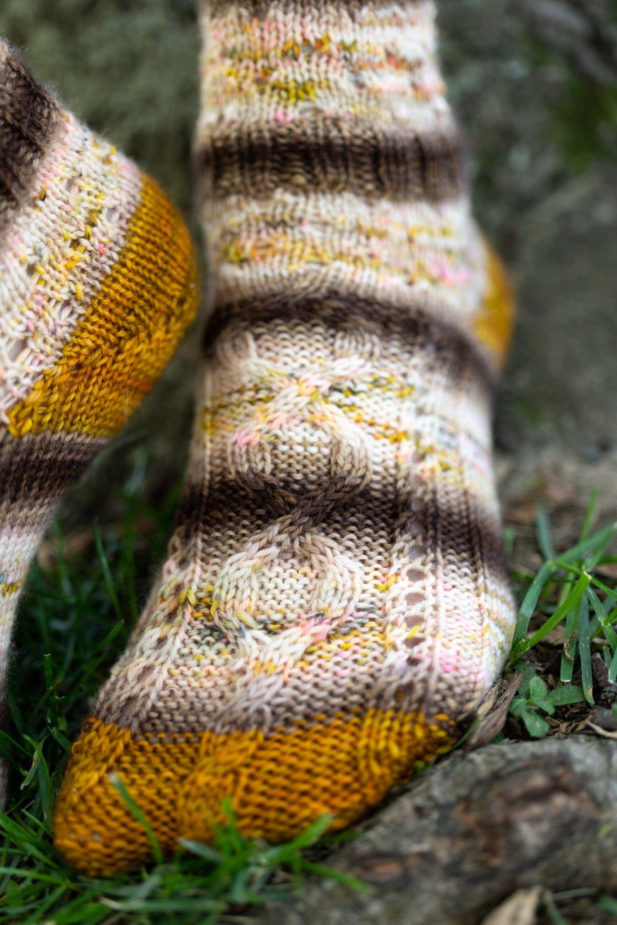 Tree Hollow | Socks Pattern - Biscotte Yarns