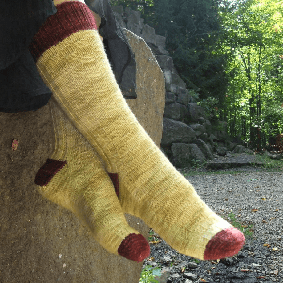 Horace Socks | Free Knitting Pattern - Biscotte Yarns