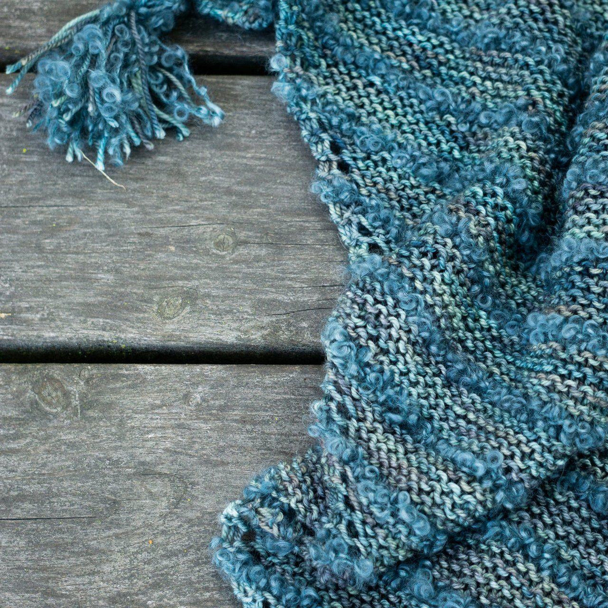 Boucles à l'Horizon'' Shawl | Free Knitting Pattern - Biscotte Yarns