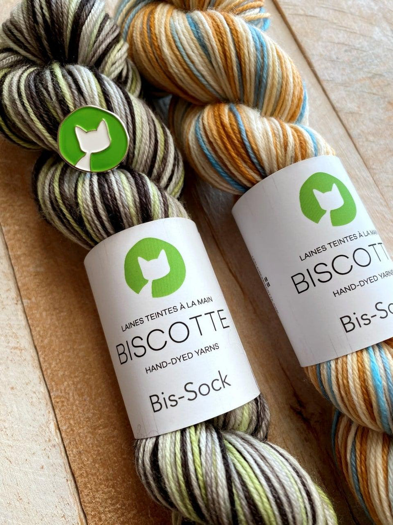 Knitting Kit - STELLA the Two Face Cat socks - Biscotte Yarns