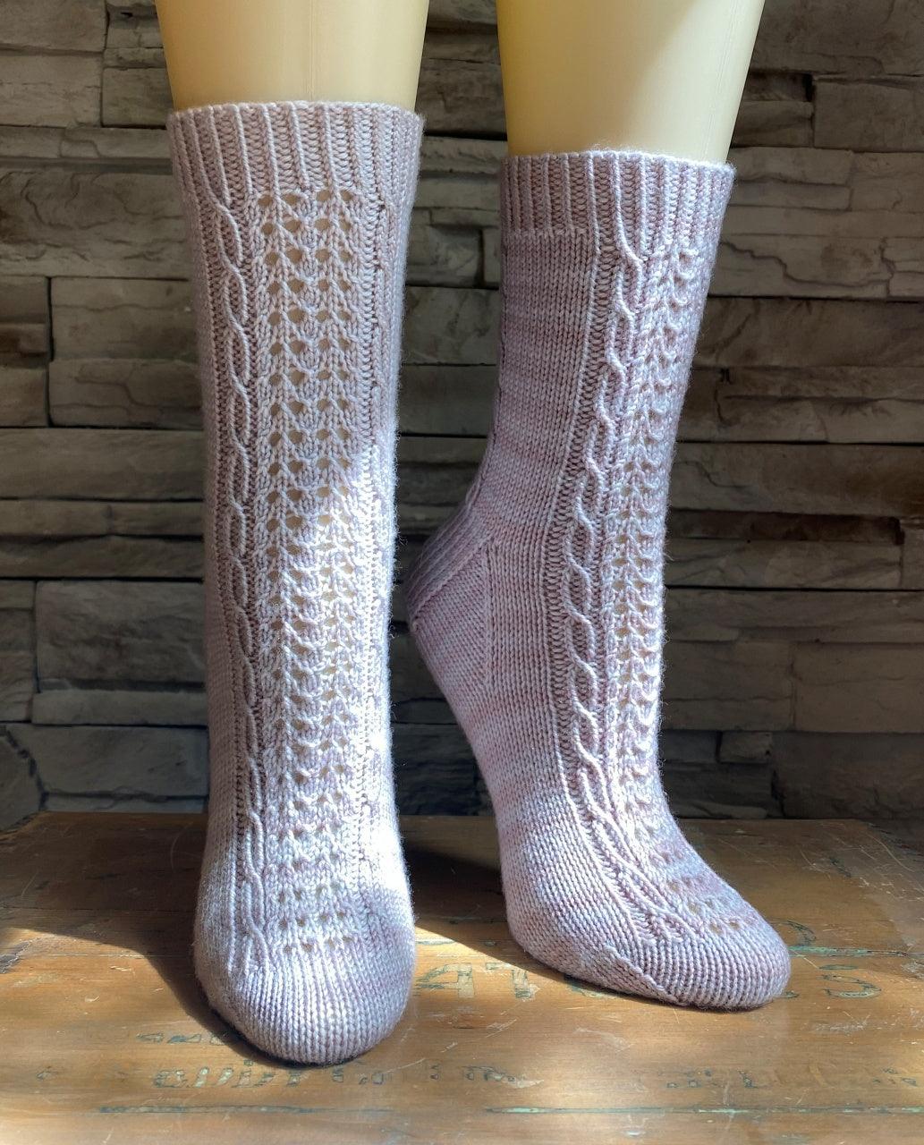 Lucida | Sock Pattern - Biscotte Yarns