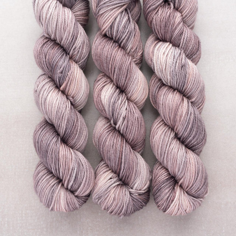 MERINO WORSTED BONHEUR D'OCCASION - Biscotte Yarns