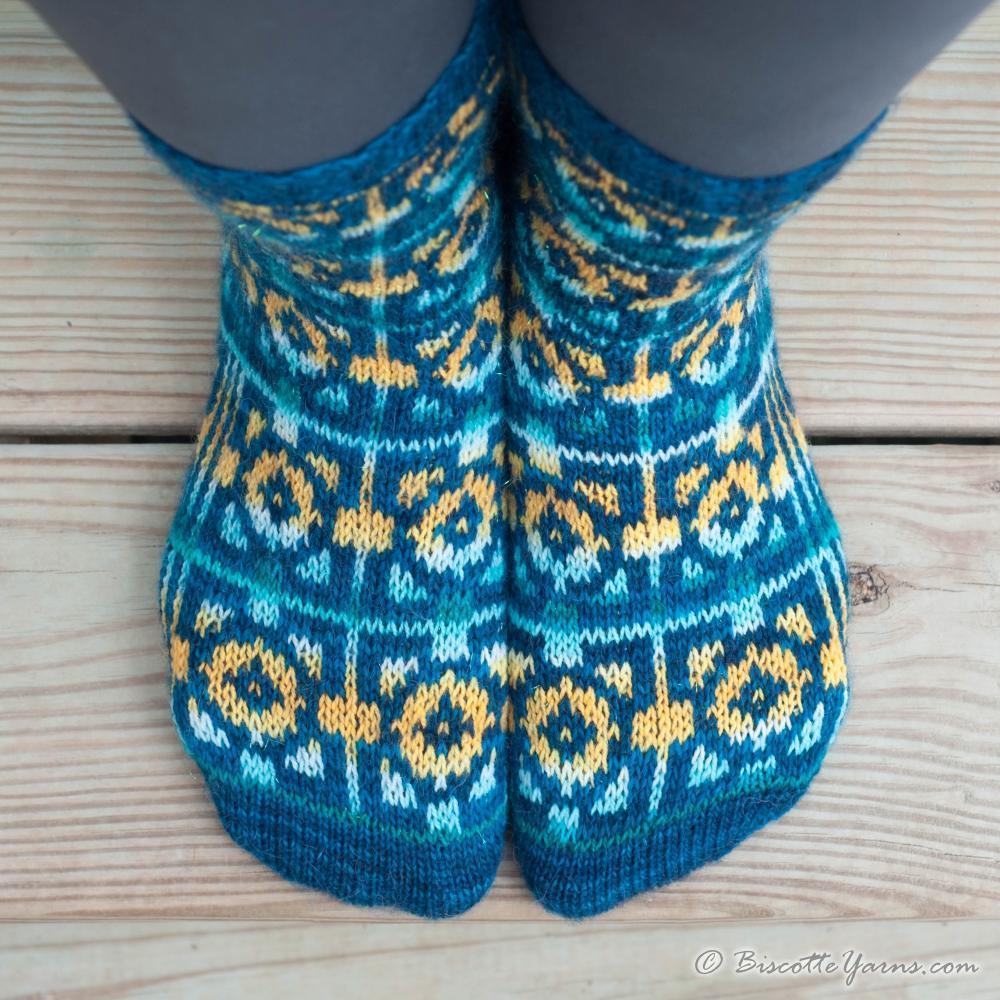 Socks Pattern Lakeside Retreat - Biscotte Yarns