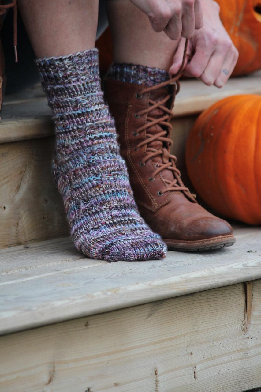 Marly Texture - Free Sock Pattern - Biscotte Yarns