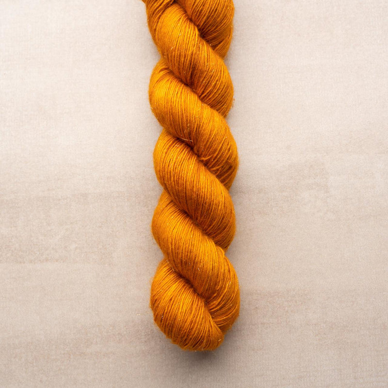 FIZWIZBIZ COUPE DE FEU - Biscotte Yarns