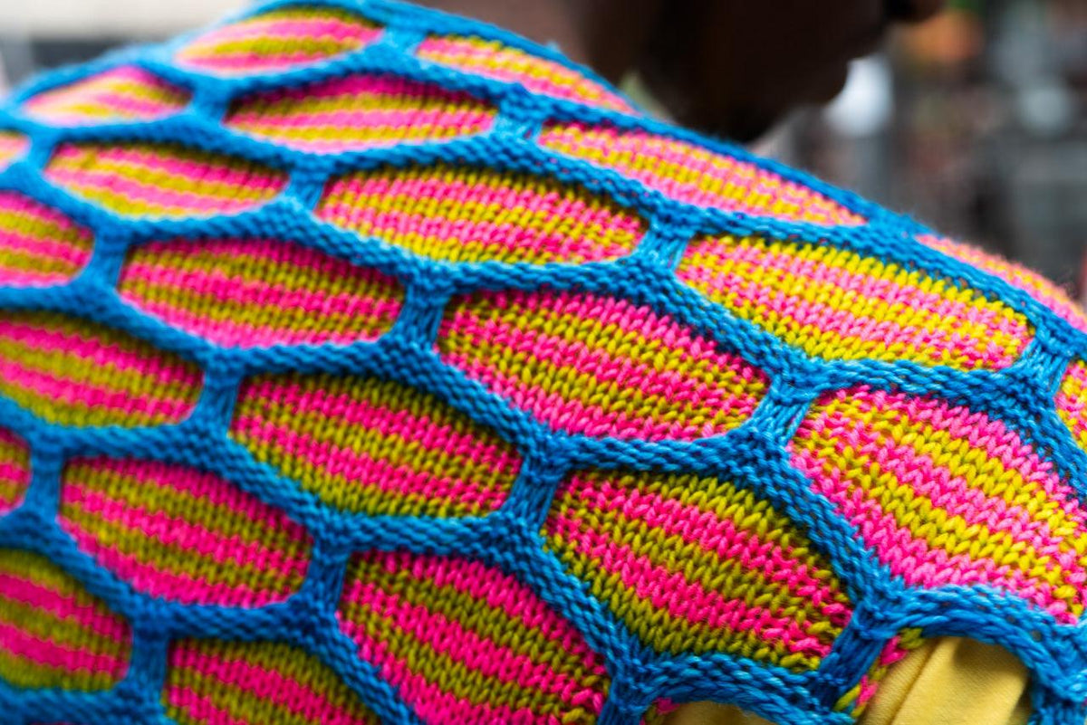 Knitting knit | Slipstravaganza shawl by Stephen West - Biscotte Yarns