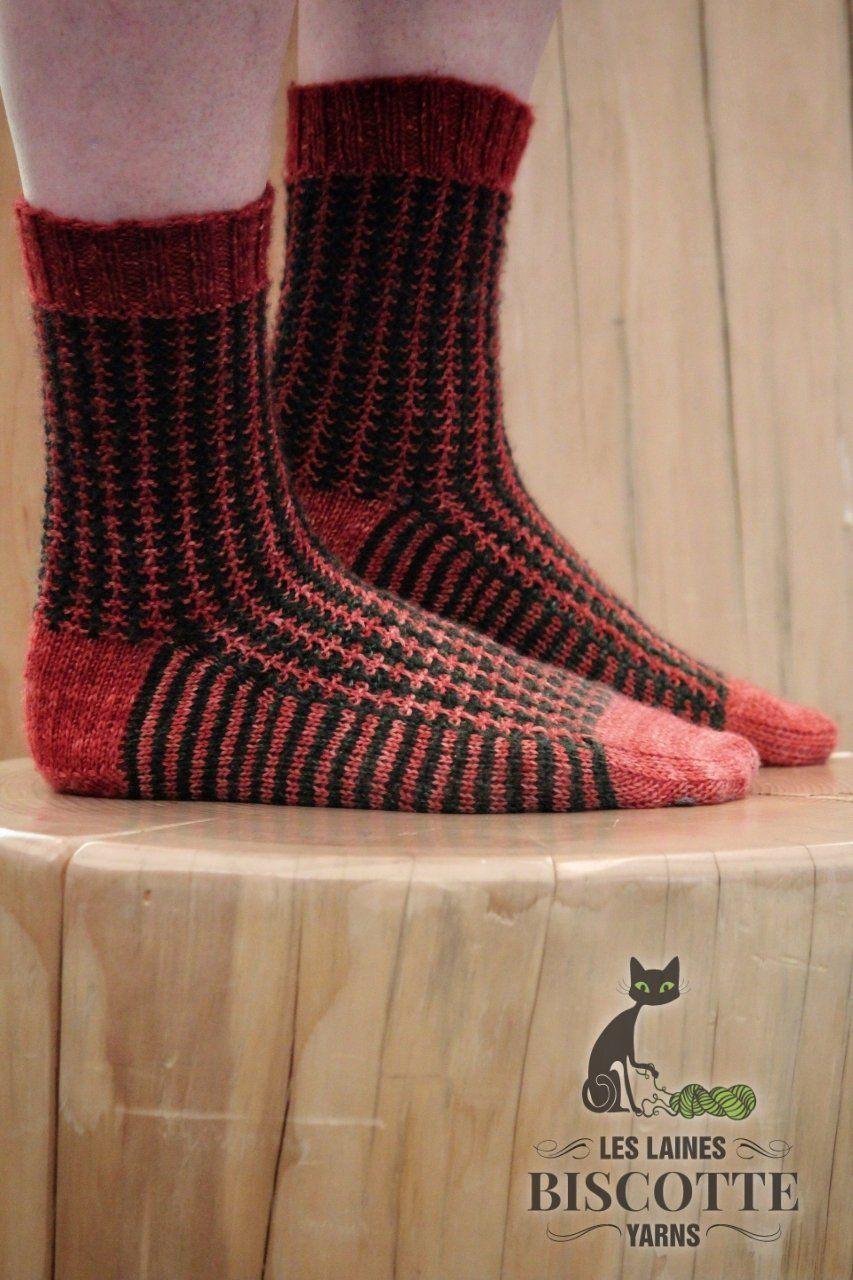 Longueuil Free sock pattern - Biscotte Yarns