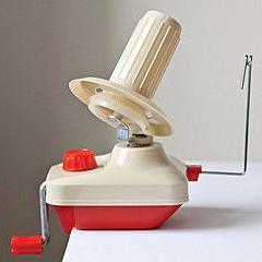 Knitting Yarn Winder - Biscotte Yarns