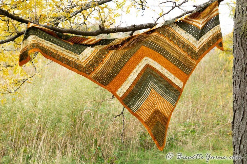 Triptyque Shawl Pattern - Biscotte Yarns