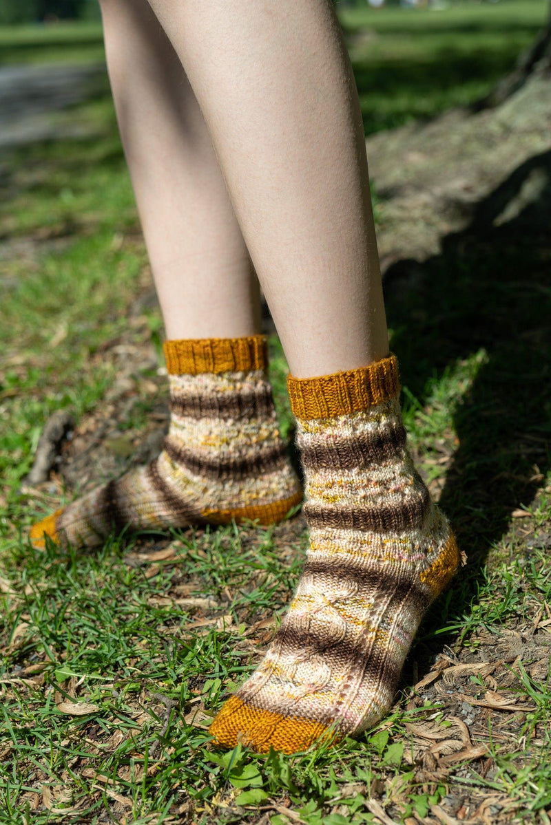 Tree Hollow | Socks Pattern - Biscotte Yarns