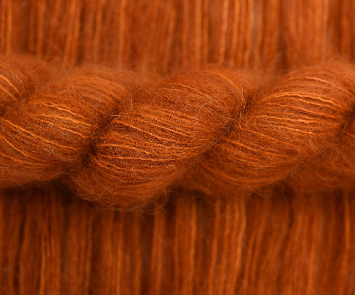 SURI ALPACA GINGERBREAD - Biscotte Yarns