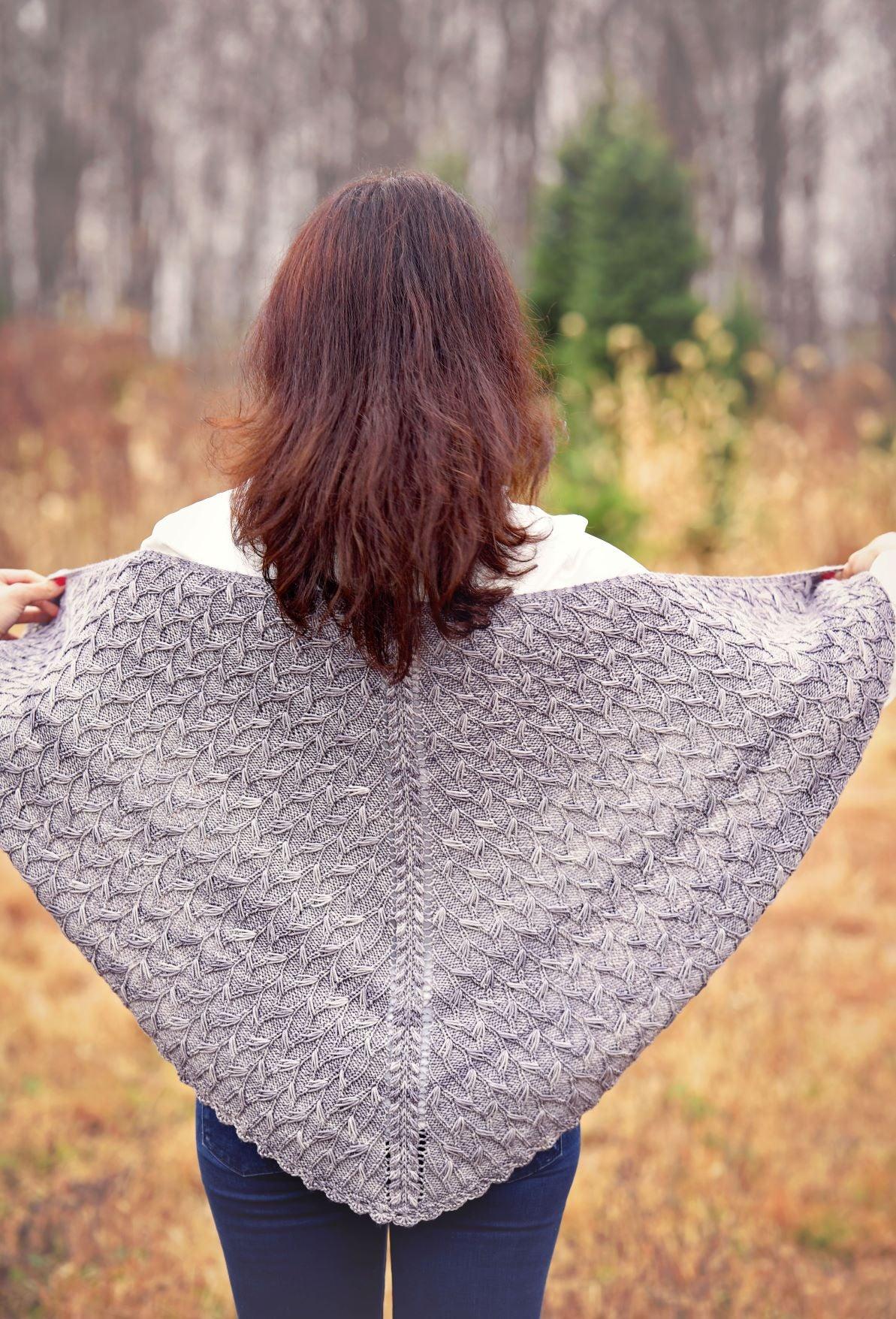 Autumn Shawl - Biscotte Yarns