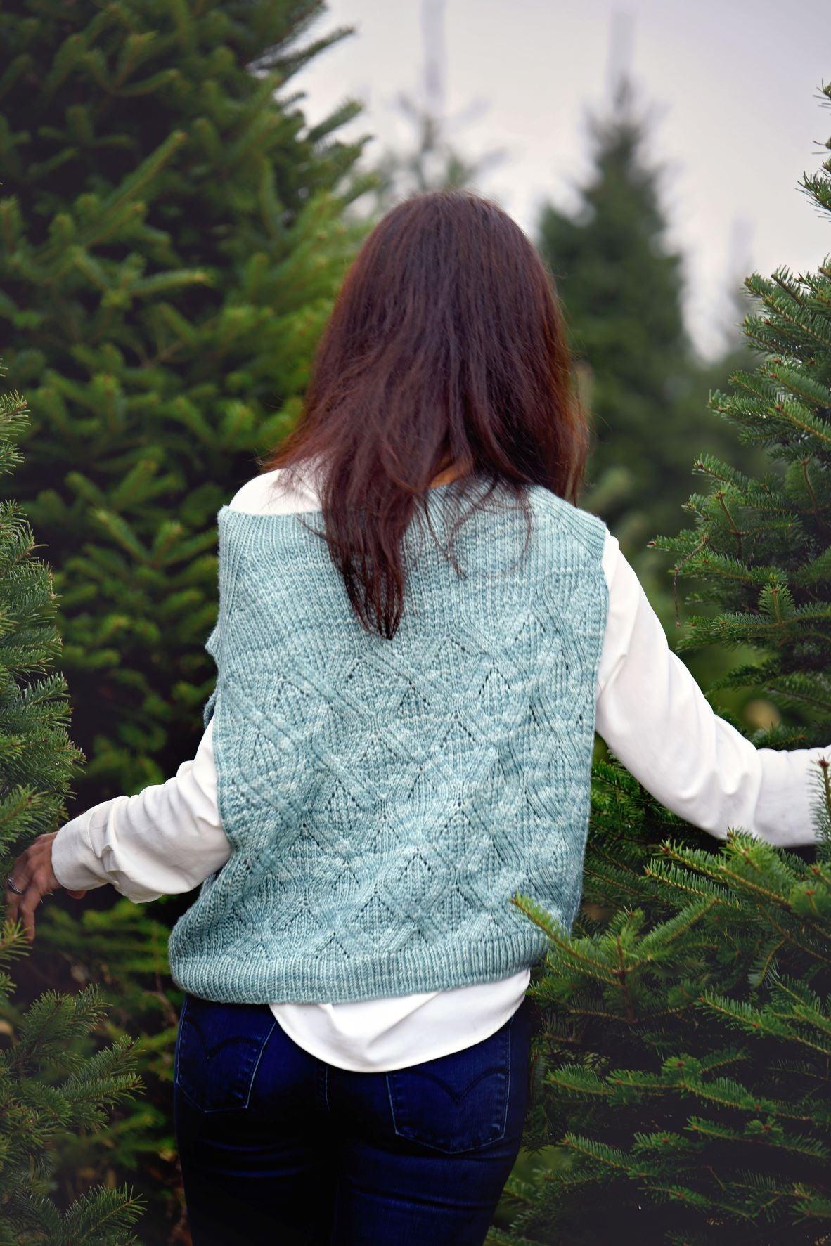 Aquamarine Vest | Unisex Pattern - Biscotte Yarns