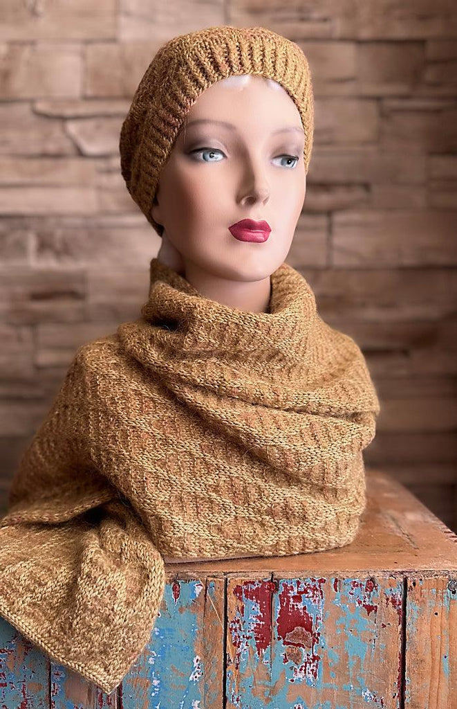 Hat & scarf knitting pattern : VEREA